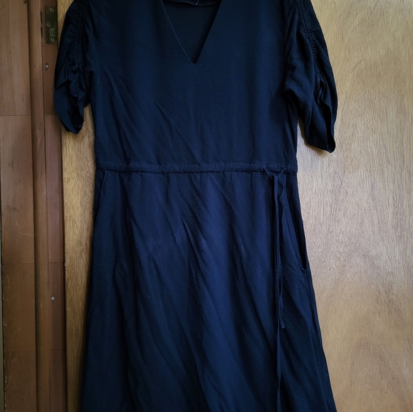 Navy dress - Picture 2 of 5